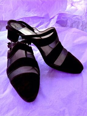 Joan & David Black Mesh and Suede Slingback Heels
